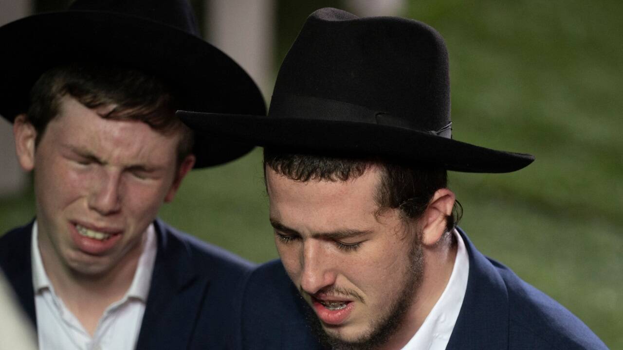 Jerusalem: Orthodoxe Juden trauern um einen gefallenen Soldaten der israelischen Armee.  