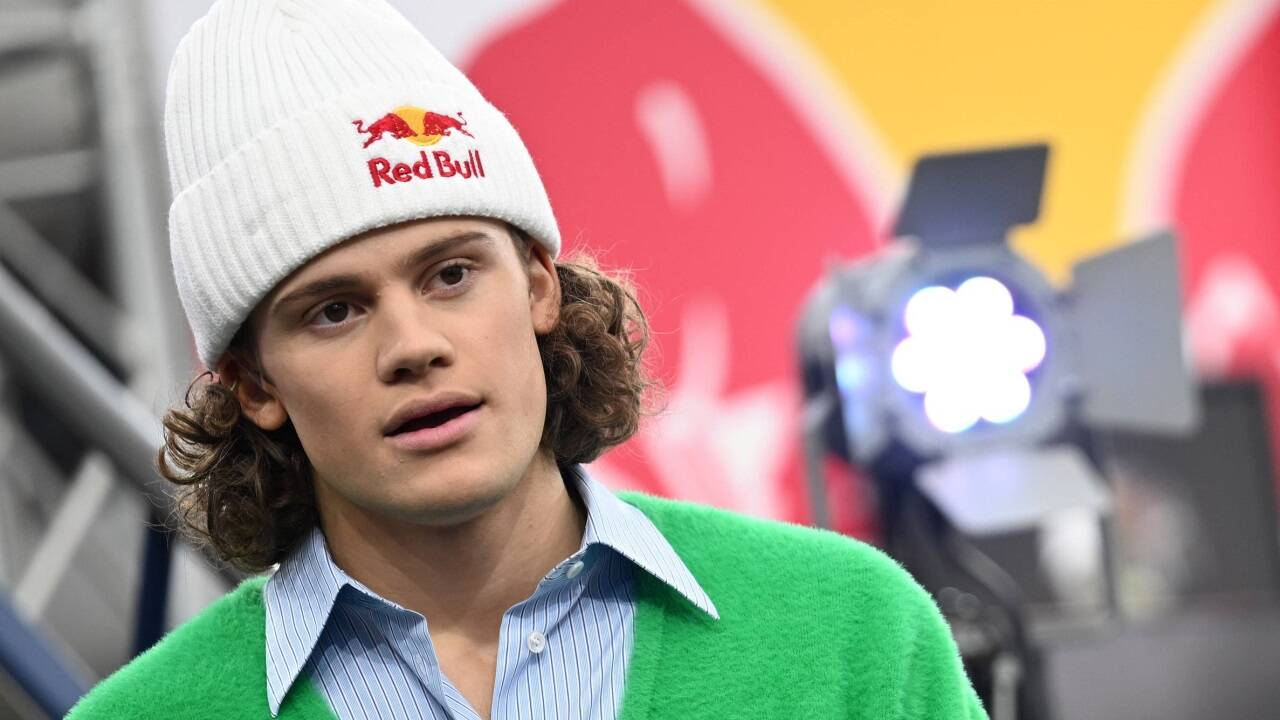 Skistar Lucas Braathen (im Bild 2024 bei einem Sponsorentermin) absolvierte in Rif heuer ein Intervalltraining und fand es „super“. 