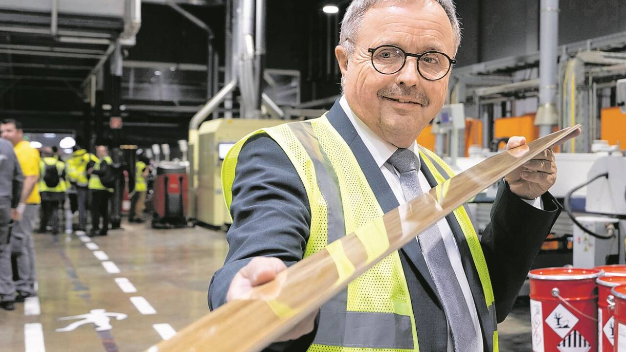 Kaindl-Geschäftsführer Konrad Grünwald setzt auf Automatisierung und in Zukunft auf eine eigene Stromversorgung. 