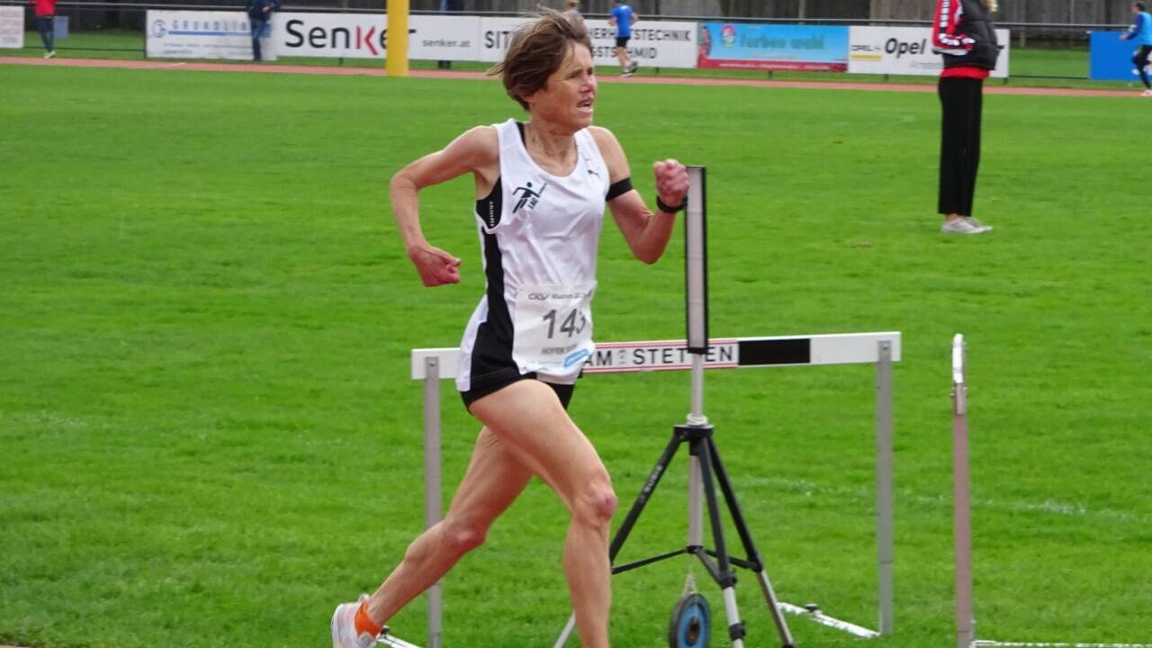 Sabine Hofer.  