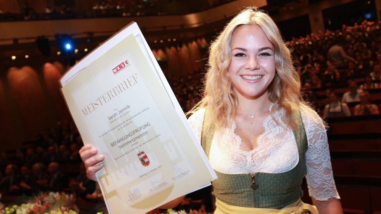 Meisterbrief-f-r-410-neue-Meisterinnen-und-Meister-Die-j-ngste-ist-eine-21-j-hrige-Steinmetzin