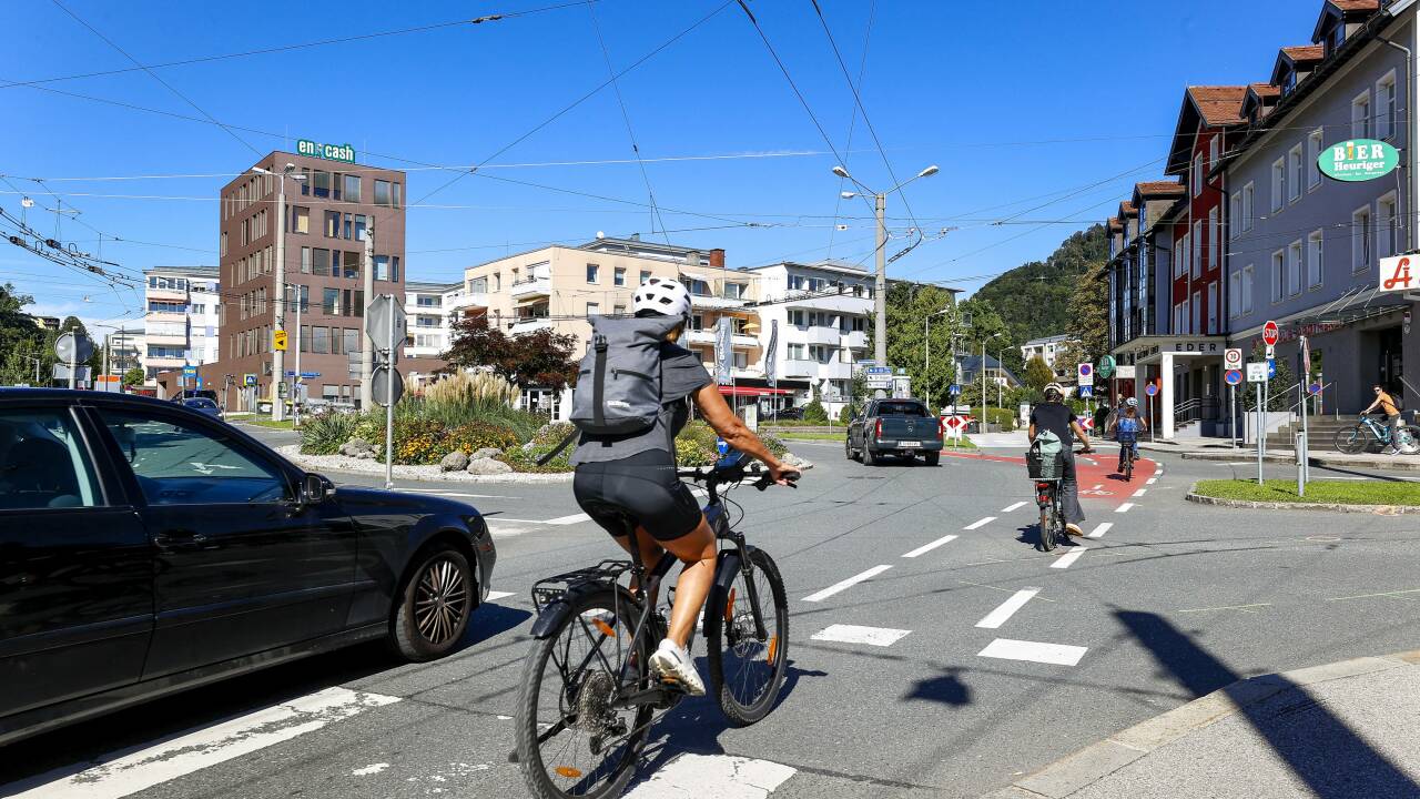 Radfahrer in der Stadt Salzburg (Symbolbild). 