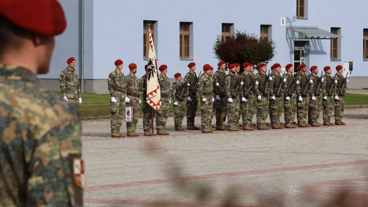 In der Krobatin Kaserne wurde der Traditionstag der Fernmeldetruppe begangen.  
