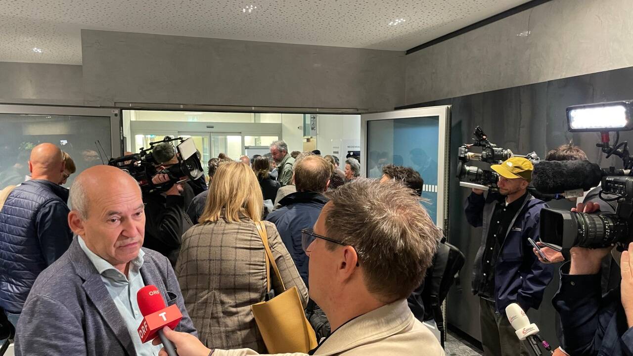 Großer Medienandrang am Landesgericht in Innsbruck. 