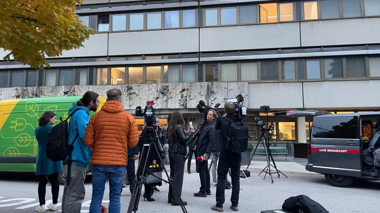 Großer Medienandrang vor dem Landesgericht in Innsbruck. 