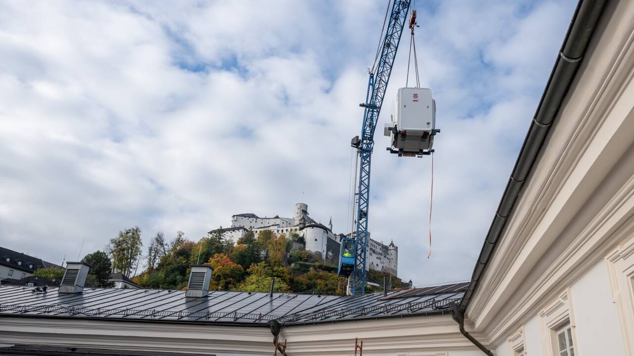 Hochmodernes MRT-Gerät wurde in Krankenhaus der Barmherzigen Brüder Salzburg geliefert 