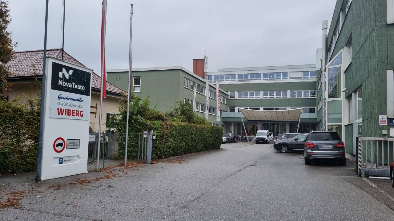 Das bisher gemietete Firmengebäude nahe der Alpenstraße hat NovaTaste jetzt erworben. 