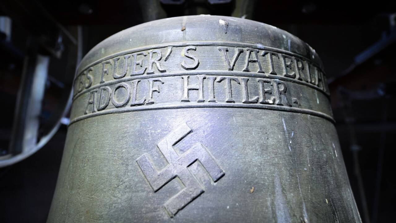 Die umstrittene „Hitler-Glocke“ in Herxheim. 