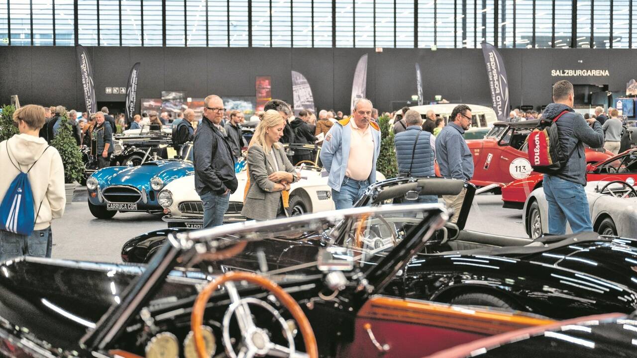 Neben professionellen Ausstellern tummeln sich auf der Classic Expo auch unzählige private Anbieter und Oldtimerclubs.  