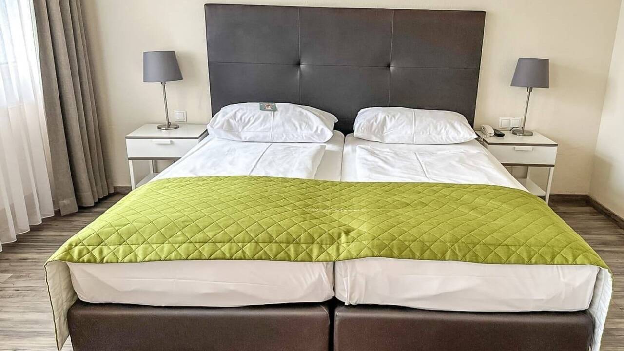 Das Parkhotel Brunauer in der Stadt Salzburg wird ab November 2025 saniert. Zudem entstehen geförderte Mietwohnungen. 
