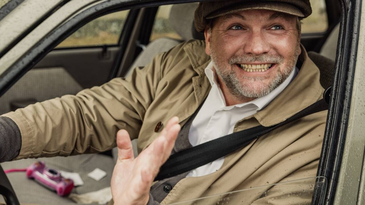 Thomas Stipsits gibt neuerlich Inspektor Sifkovits, der übrigens nach einer Austropop-Legende benannt wurde. 