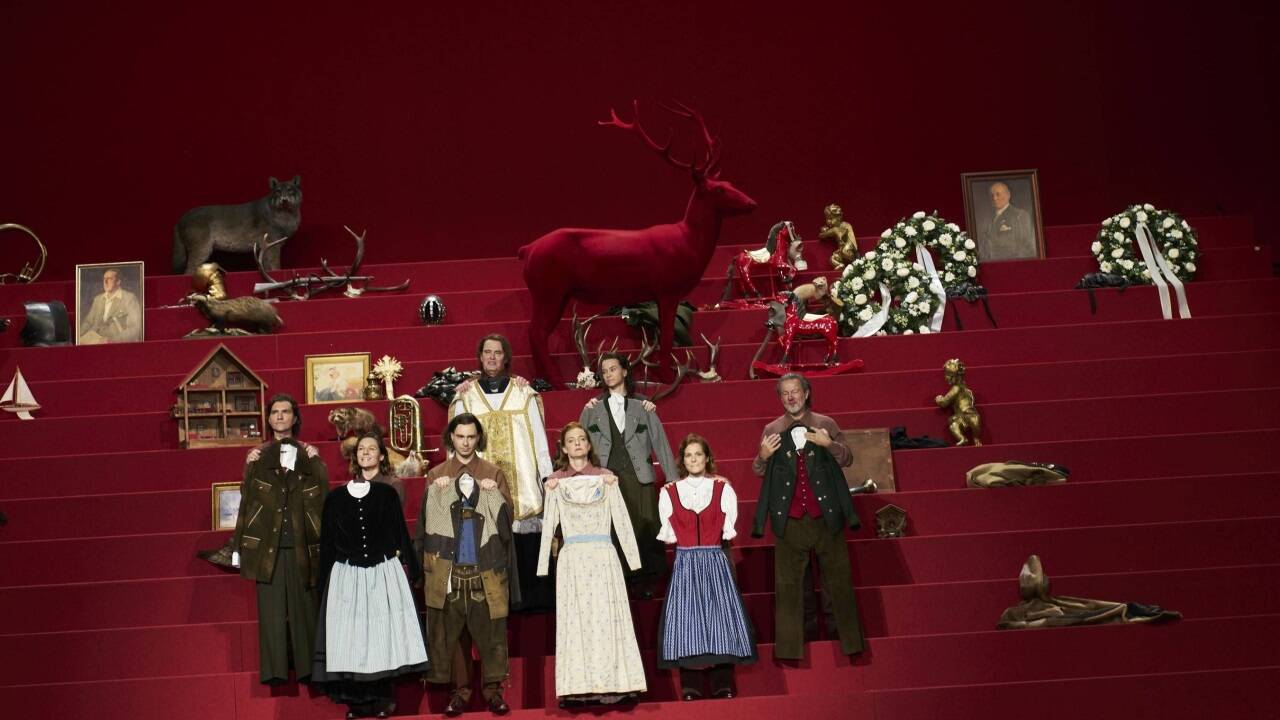 Szene aus „Auslöschung“ im Burgtheater 