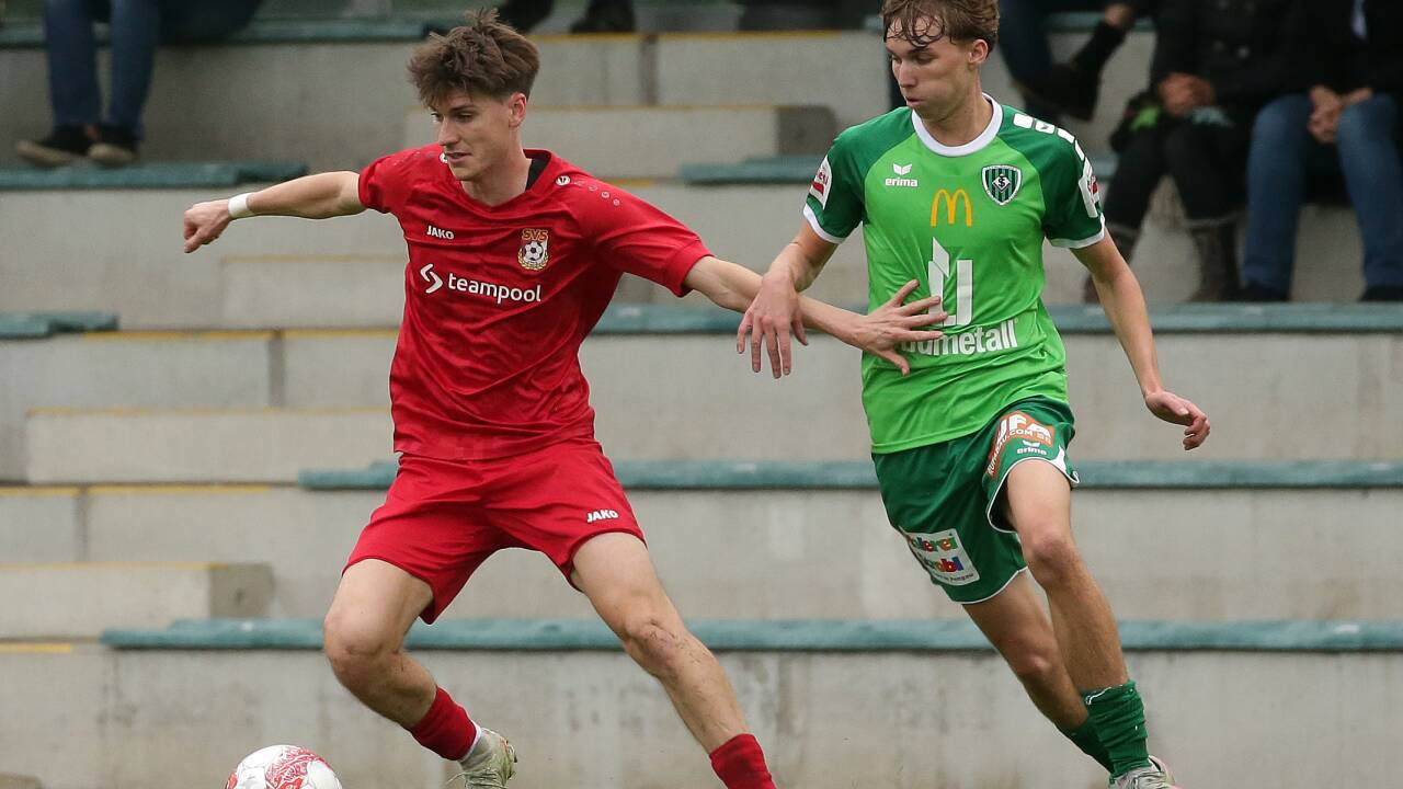 Fabian Neumayr (links) war beim nächsten Sieg in der Westliga auf beiden Seiten gefährlich. Fabian Neumayr (links) war beim nächsten Sieg in der Westliga auf beiden Seiten gefährlich.