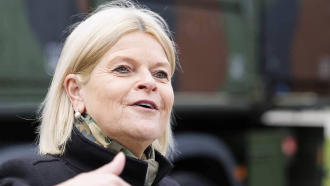 Ministerin Tanner will Österreich verteidigungsfähig machen 