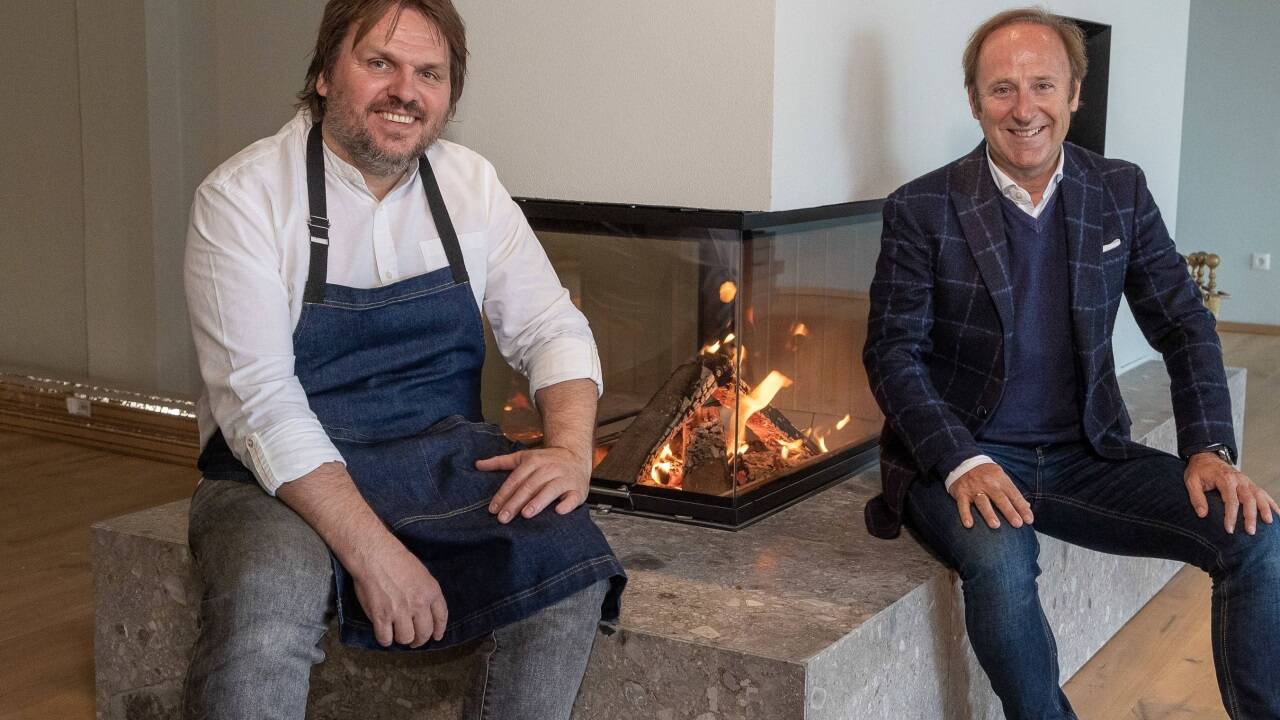 Koch Erwin Werlberger und Claro-Chef Josef Dygruber.  