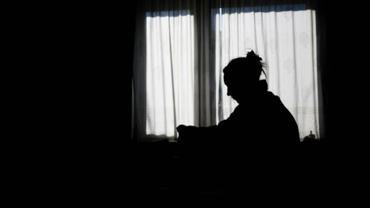 In Österreich leiden laut der Medizinischen Universität Wien bis zu 80.000 Menschen an Myalgischer Enzephalomyelitis/Chronic Fatigue Syndrome (ME/CFS). In Österreich leiden laut der Medizinischen Universität Wien bis zu 80.000 Menschen an Myalgischer Enzephalomyelitis/Chronic Fatigue Syndrome (ME/CFS).