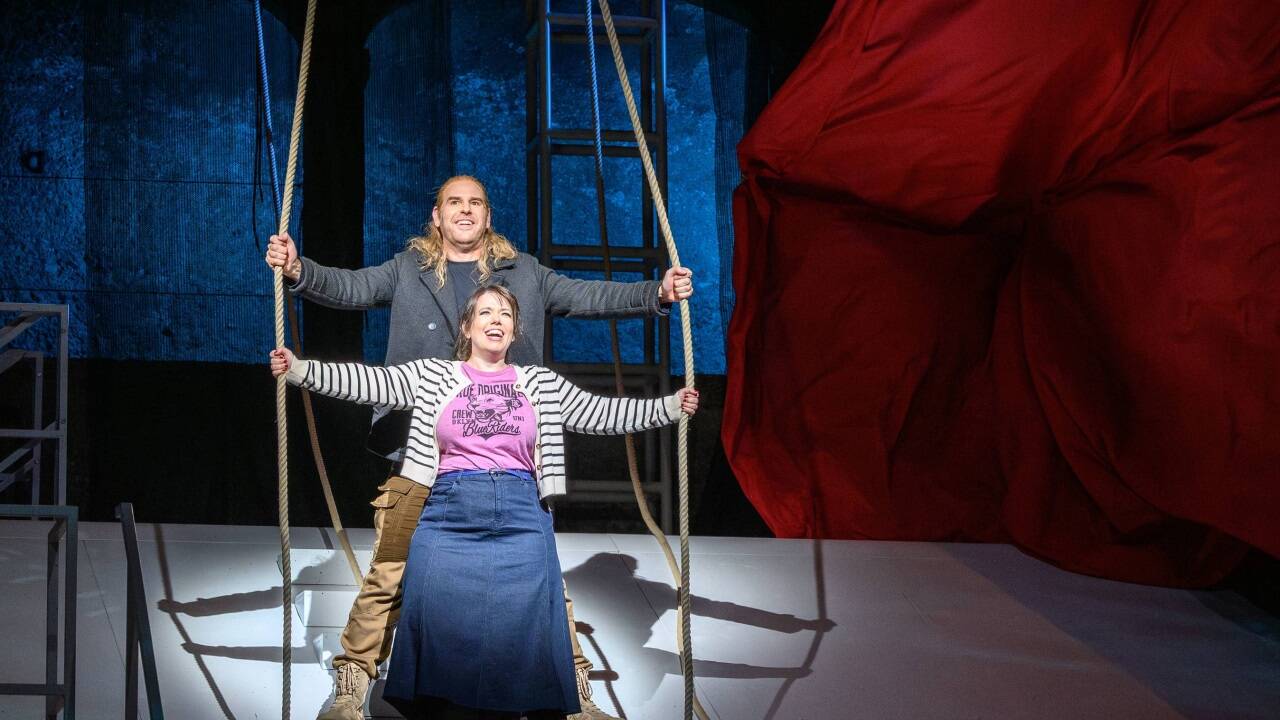 Derek Walton als Holländer, Magdalena Hinterdobler als Senta 