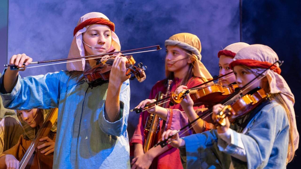 Freuen Sie sich in diesem Advent auf eine besonders berührende Geschichte aus der Feder von Josef Radauer. 