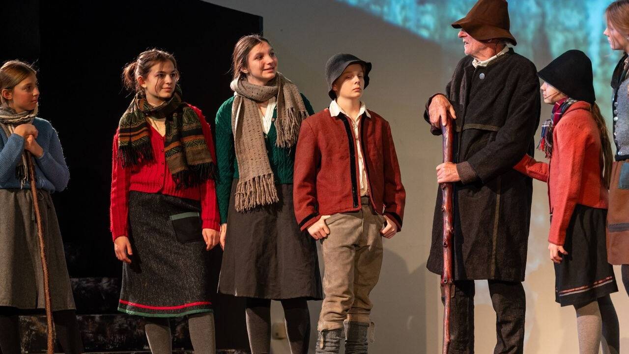 Freuen Sie sich in diesem Advent auf eine besonders berührende Geschichte aus der Feder von Josef Radauer. 