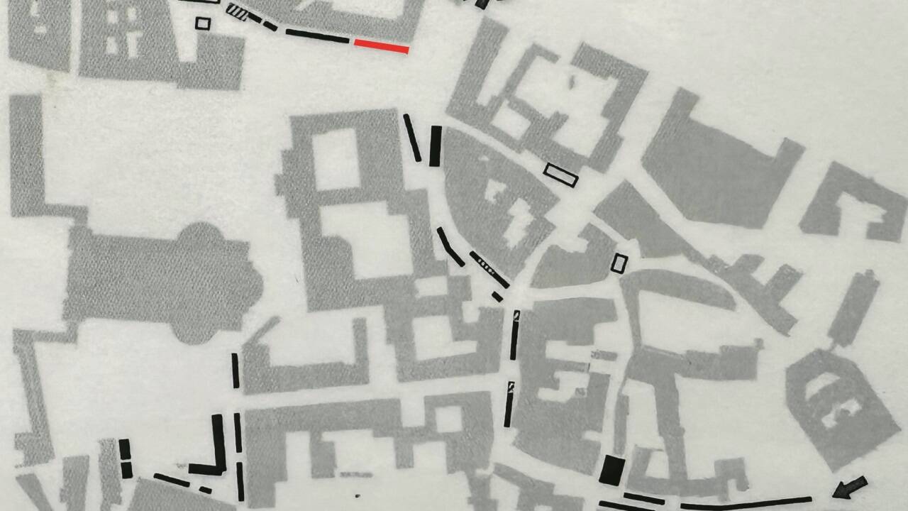 Die Karte zeigt, dass Anrainer mit Ausnahmebewilligung dort auch parken dürfen. 