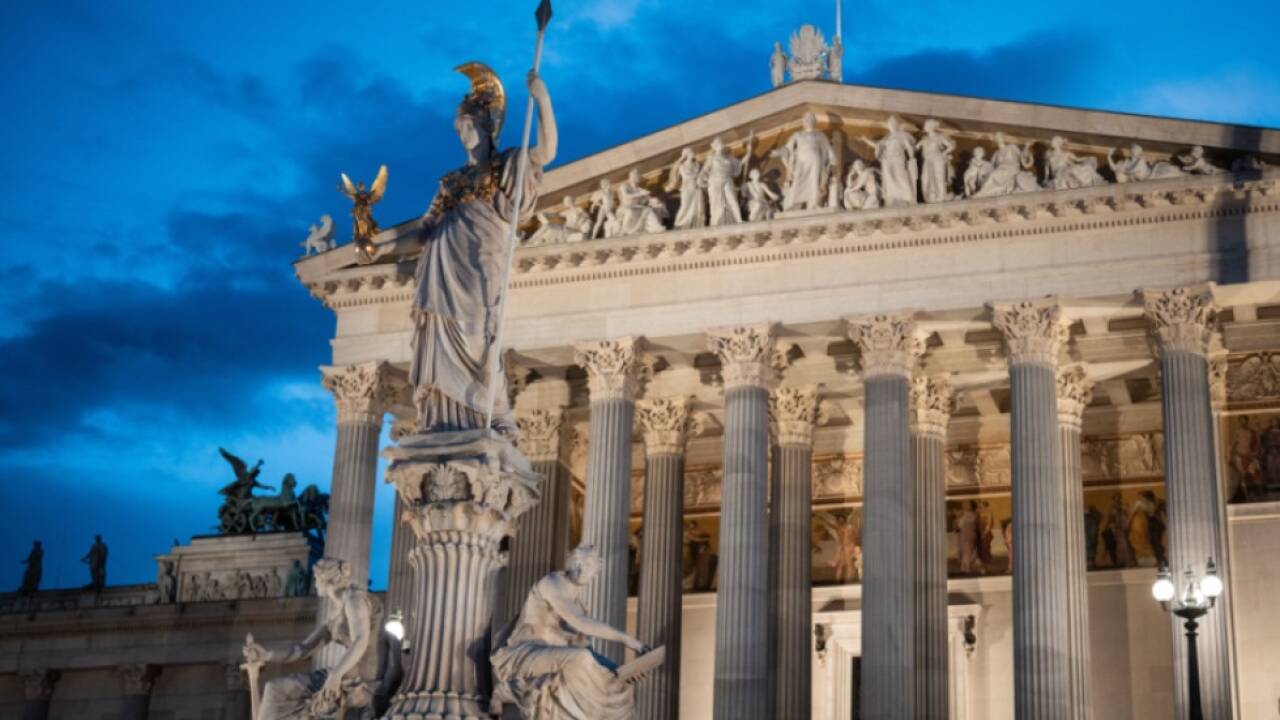 Viele Appelle in Sachen Demokratie an den Nationalrat 