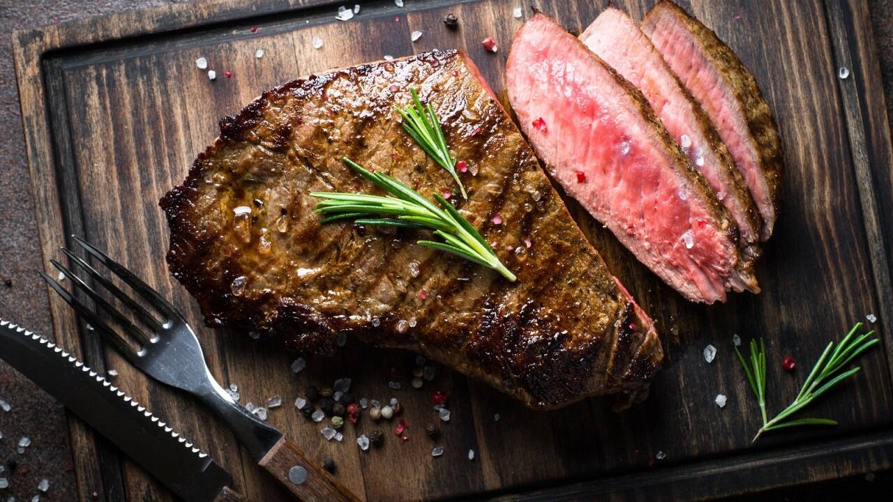 Der weltweite Fleischkonsum steigt an.  Der weltweite Fleischkonsum steigt an.