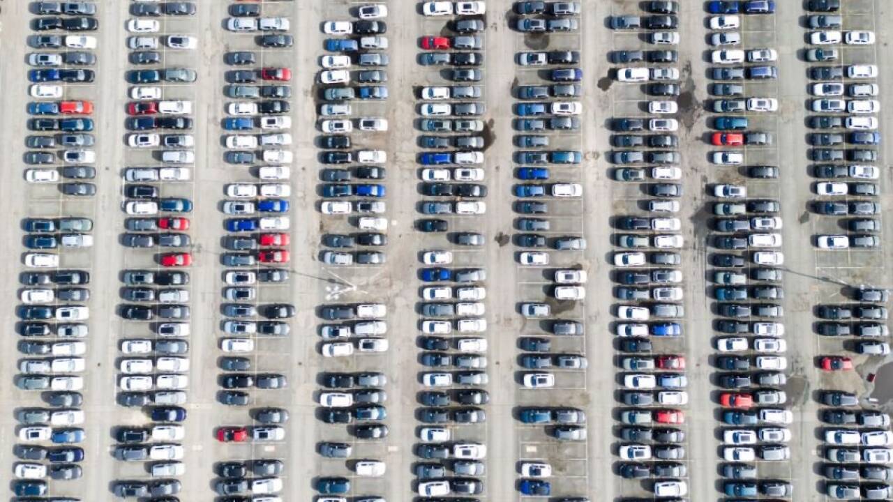 Die Deutsche Autobranche fürchtet Produktions-Stopp wegen Chip-Krise 