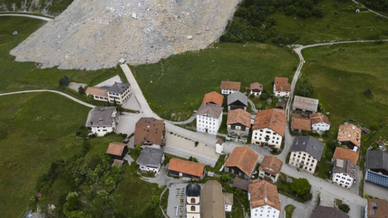 Nach Evakuierung wegen Bergsturzgefahr im November 2024  Nach Evakuierung wegen Bergsturzgefahr im November 2024