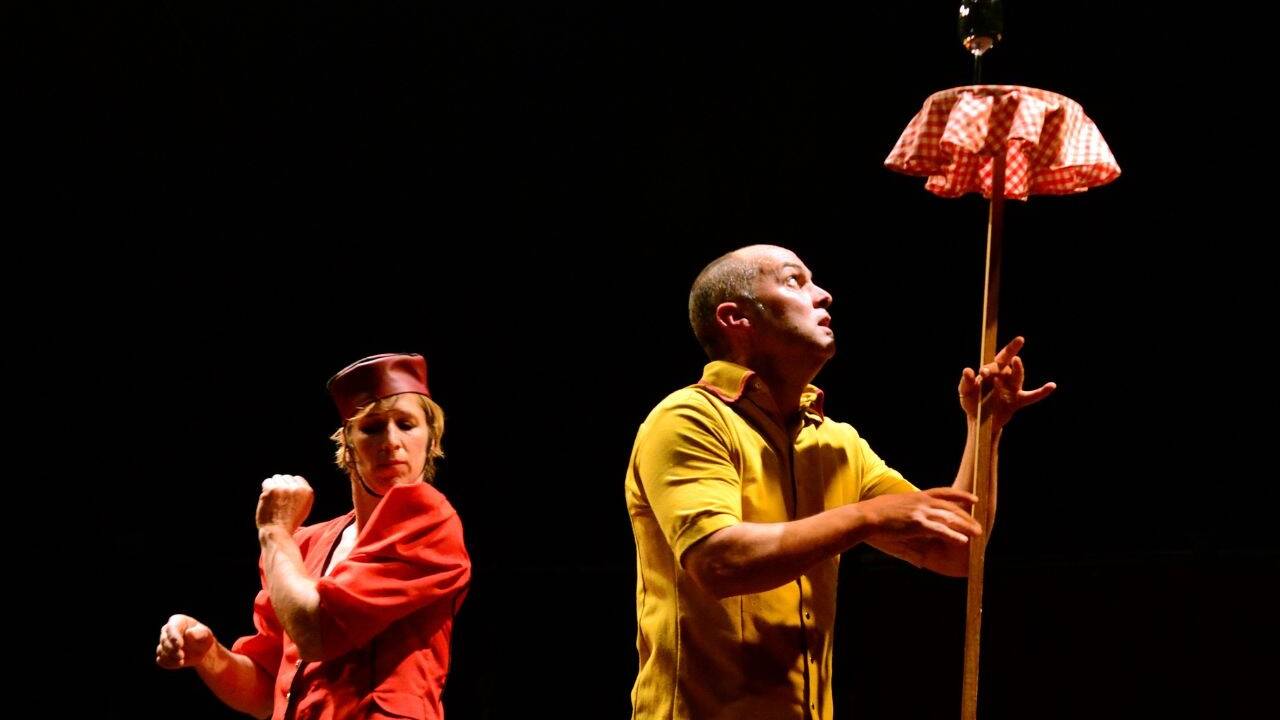 Cabaret Renverse  Cabaret Renverse