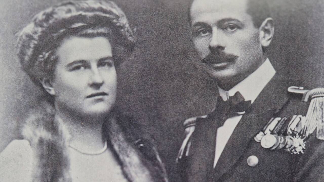 Sie legte in Zell am See das musikalische Fundament für den berühmten Familienchor: Agathe von Trapp, die erste Frau von Georg Ritter von Trapp.  Sie legte in Zell am See das musikalische Fundament für den berühmten Familienchor: Agathe von Trapp, die erste Frau von Georg Ritter von Trapp.