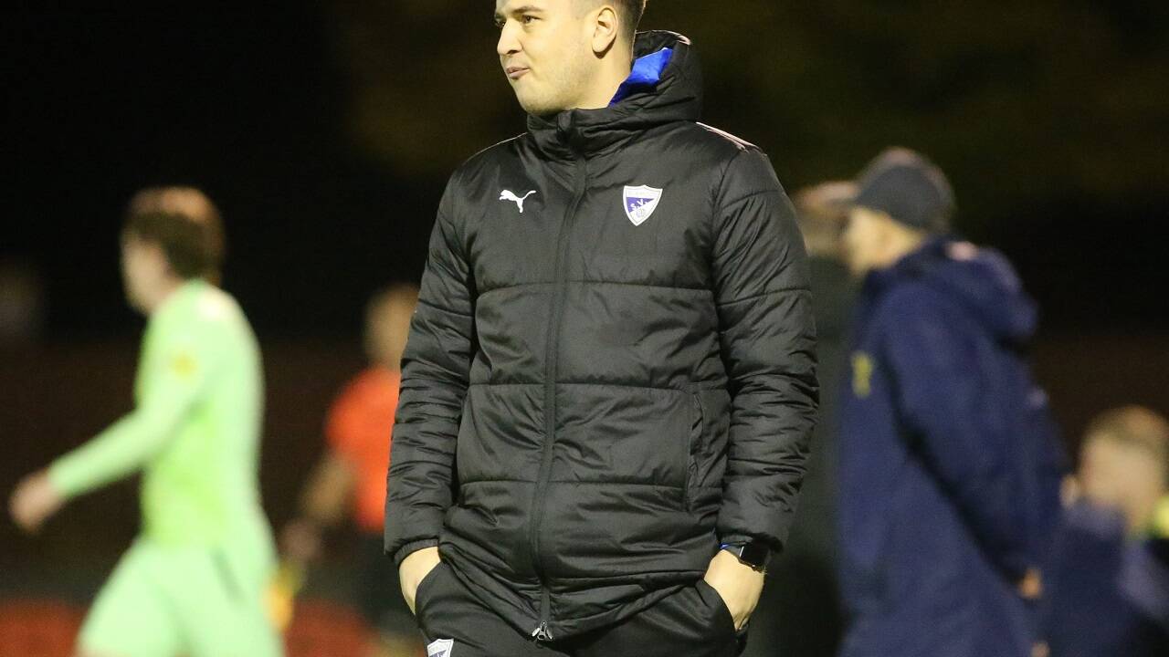 Valentino Jovic ist in der Salzburger Liga als Interimstrainer erfolgreich. Valentino Jovic ist in der Salzburger Liga als Interimstrainer erfolgreich.