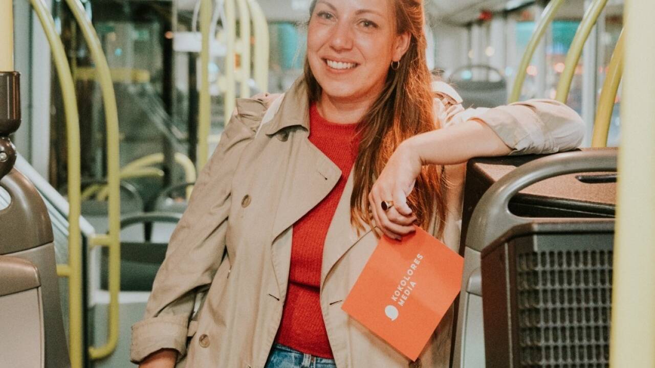 Katja Ilnizki beim Busquiz von Fräulein Flora und dem Salzburger Verkehrsverbund.  Katja Ilnizki beim Busquiz von Fräulein Flora und dem Salzburger Verkehrsverbund.