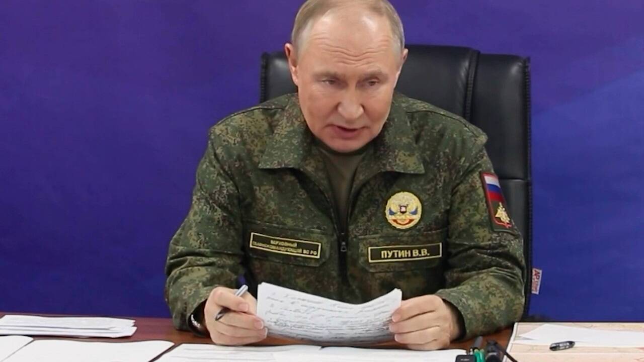 Russlands Präsident Wladimir Putin hat am Sonntag höchstpersönlich öffentlich gemacht, dass Russland ein neues, atomgetriebenes Raketensystem entwickelt hat.   Russlands Präsident Wladimir Putin hat am Sonntag höchstpersönlich öffentlich gemacht, dass Russland ein neues, atomgetriebenes Raketensystem entwickelt hat.