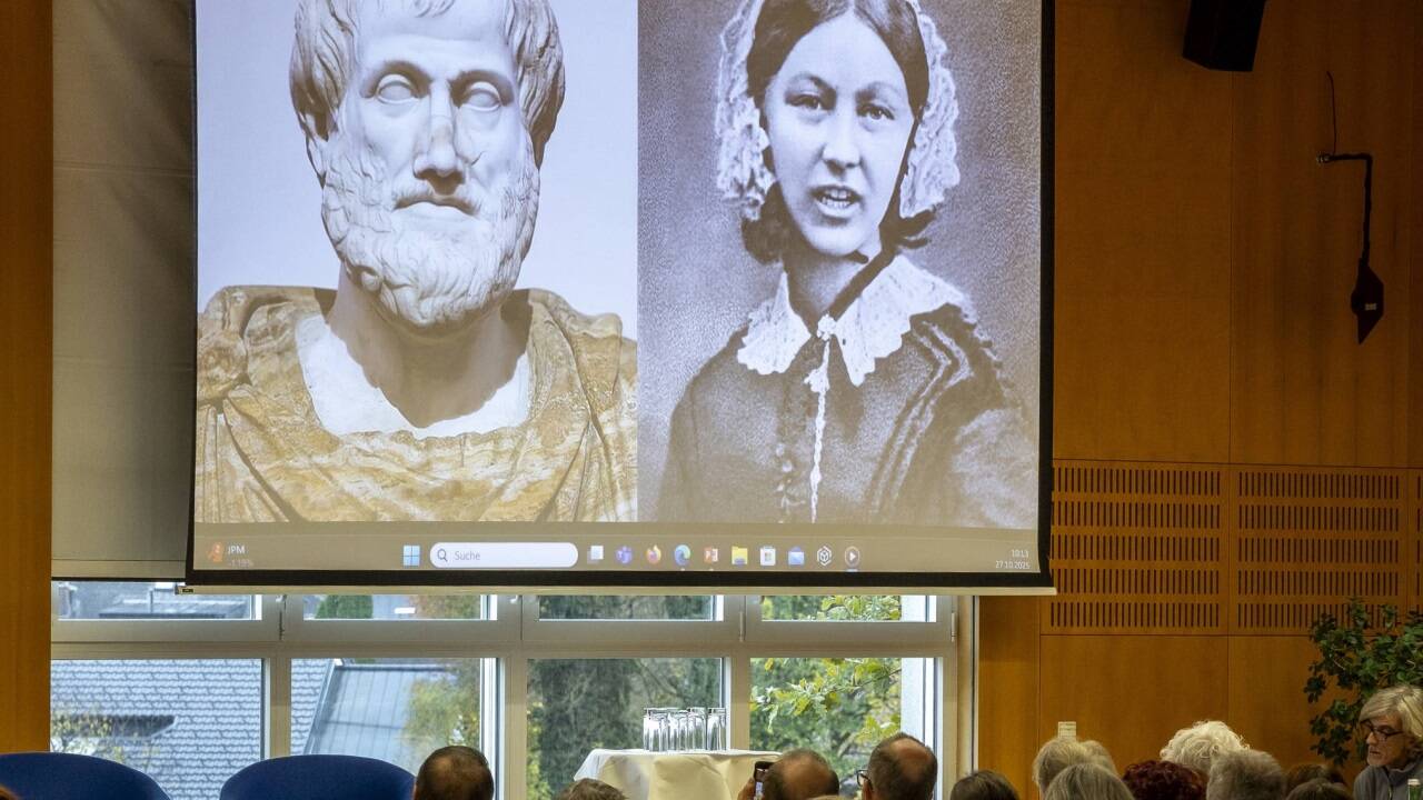 Zum Auftakt des Kongresses „Jedermanns Tod“ in St. Virgil wurden Aristoteles und Florence Nightingale zum Leben erweckt.  