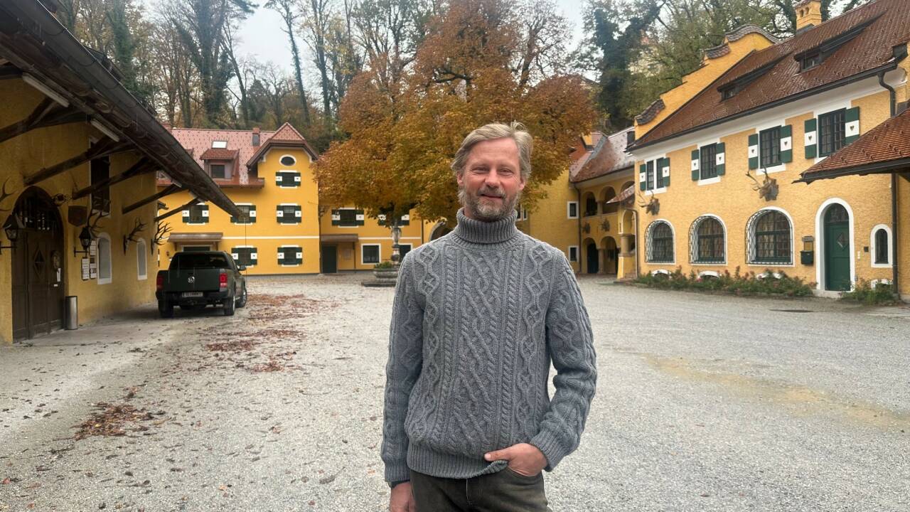 Max Mayr Melnhof, Herr über Schloss und Gutshof in Glanegg.  Max Mayr Melnhof, Herr über Schloss und Gutshof in Glanegg.