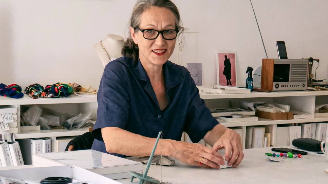 Sonja Bischur erhielt Landespreis für Schmuck.  Sonja Bischur erhielt Landespreis für Schmuck.