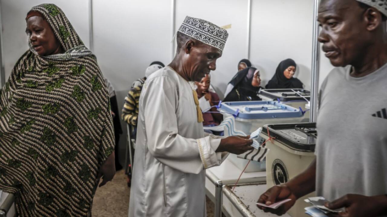 Tansania wählt  Tansania wählt