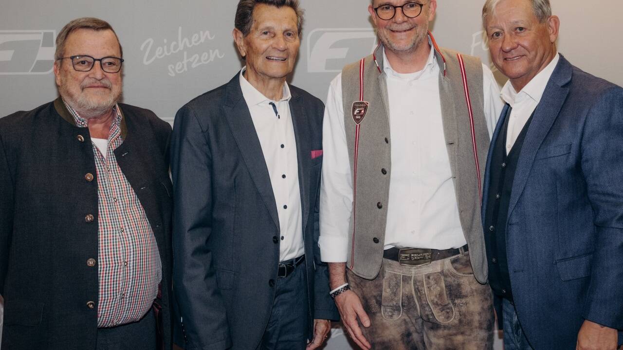 Gerald Heerdegen mit den drei Ehrenbürgern von Mittersill: Altbürgermeister Roman Oberlechner, Altbürgermeister Walter Reifmüller und Altbürgermeister Wolfgang Viertler (r.).  Gerald Heerdegen mit den drei Ehrenbürgern von Mittersill: Altbürgermeister Roman Oberlechner, Altbürgermeister Walter Reifmüller und Altbürgermeister Wolfgang Viertler (r.).
