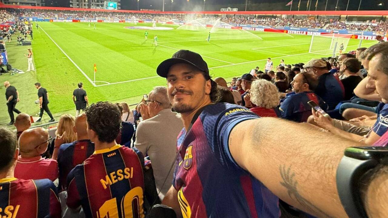 Ömer Karakus besucht in seiner Zeit in Barcelona alle Spiele des FC Barcelona.  Ömer Karakus besucht in seiner Zeit in Barcelona alle Spiele des FC Barcelona.