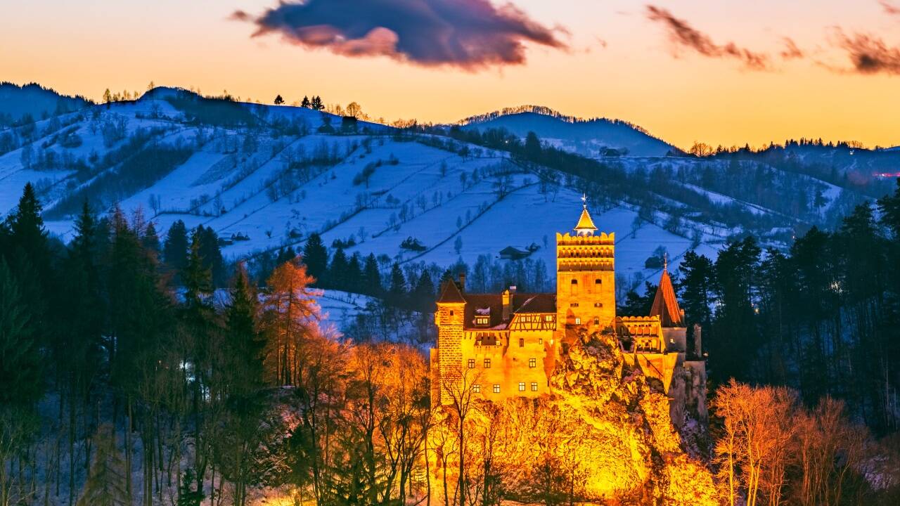 Bran in Transsilvanien – das Dracula-Schloss schlechthin, heute ein beliebter Rahmen für Gruselevents.  Bran in Transsilvanien – das Dracula-Schloss schlechthin, heute ein beliebter Rahmen für Gruselevents.