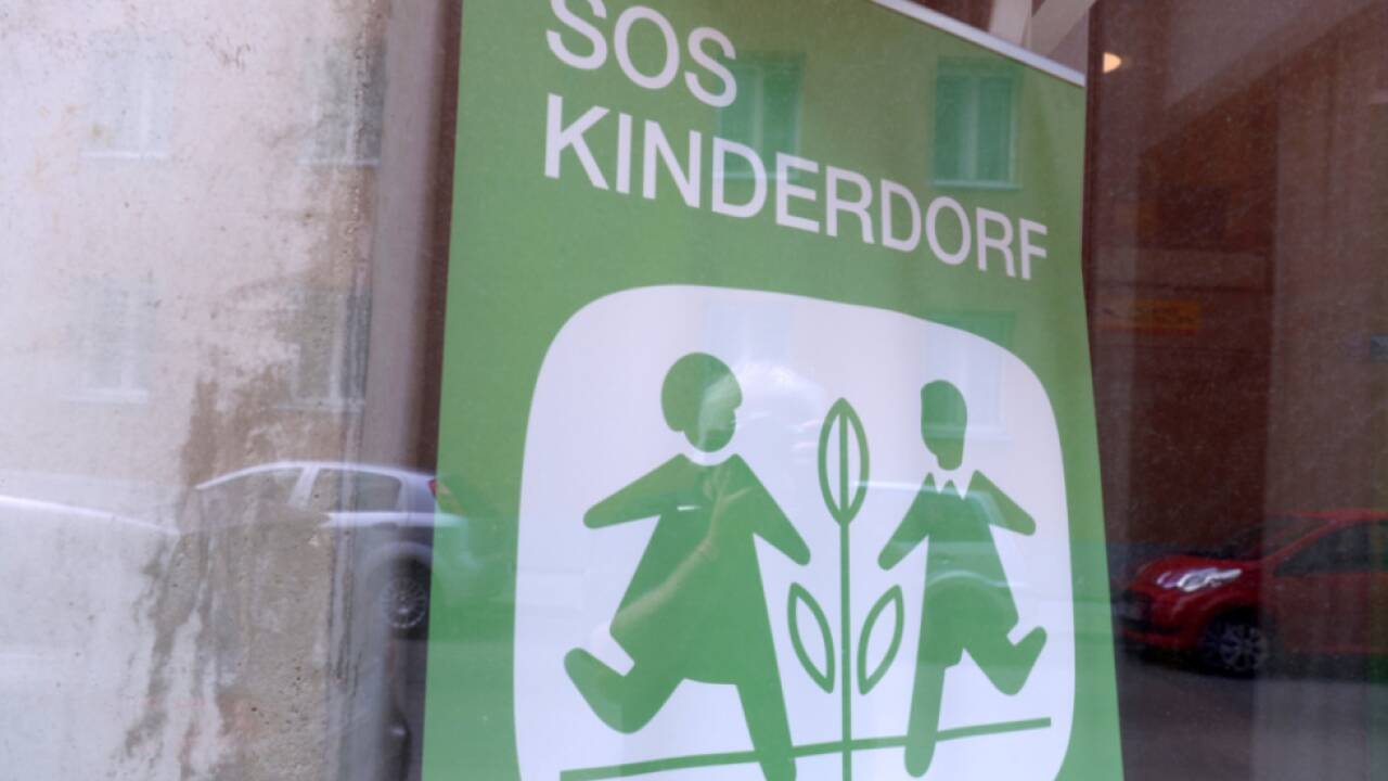 Der Verein SOS-Kinderdorf steht schwer in der Kritik.  Der Verein SOS-Kinderdorf steht schwer in der Kritik.