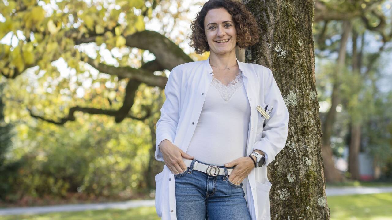 „Es ist ein Glück, wenn ich ein Paar von Anfang an begleiten darf.“ – Voiktoria Steinacher, Psychologin in Salzburg  „Es ist ein Glück, wenn ich ein Paar von Anfang an begleiten darf.“ – Voiktoria Steinacher, Psychologin in Salzburg