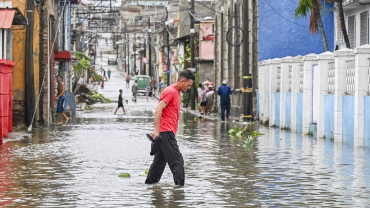 Überschwemmungen und Schäden nach Hurrikan in Kuba  Überschwemmungen und Schäden nach Hurrikan in Kuba