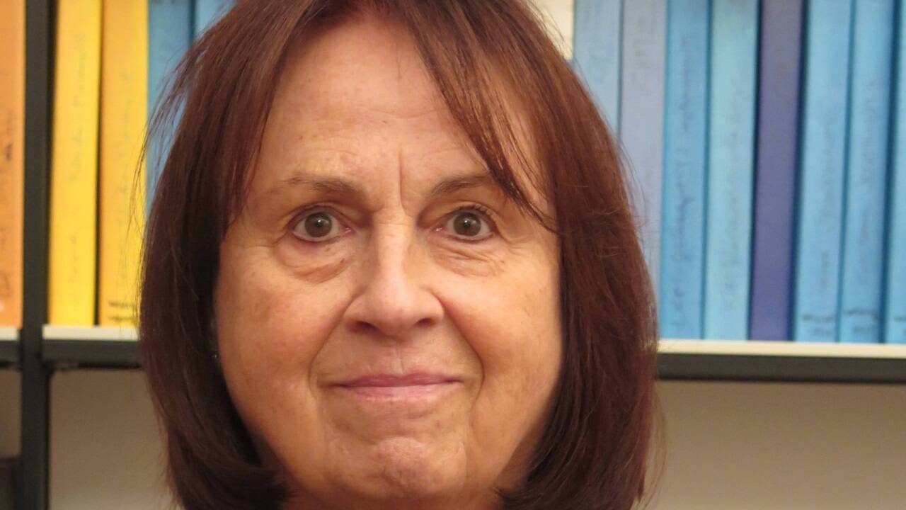 Gerhard Roths Witwe Senta.  Gerhard Roths Witwe Senta.