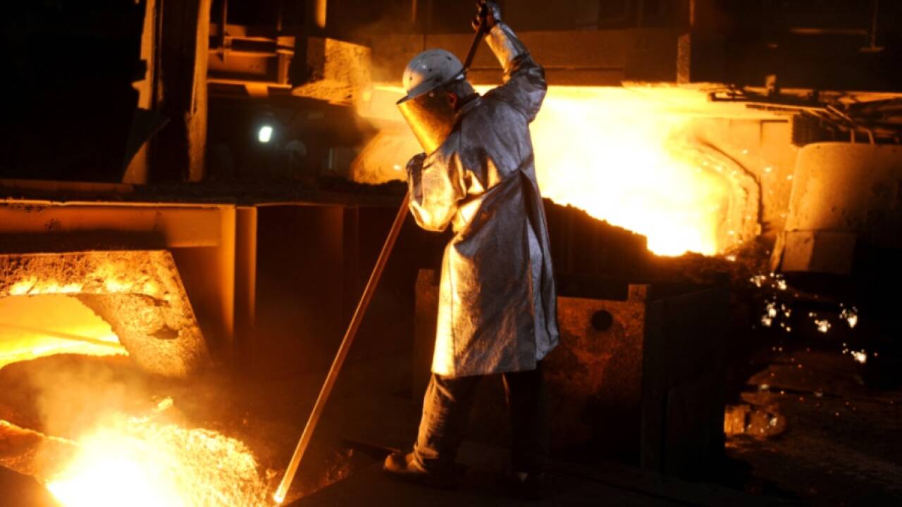 Sowohl Industrie als auch Dienstleistungen entwickeln sich schleppend  Sowohl Industrie als auch Dienstleistungen entwickeln sich schleppend