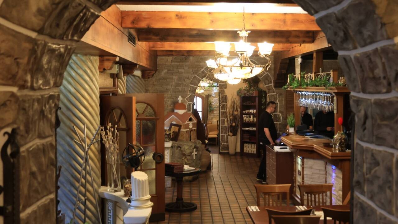 Viel Platz im „Irodion“.  Viel Platz im „Irodion“.