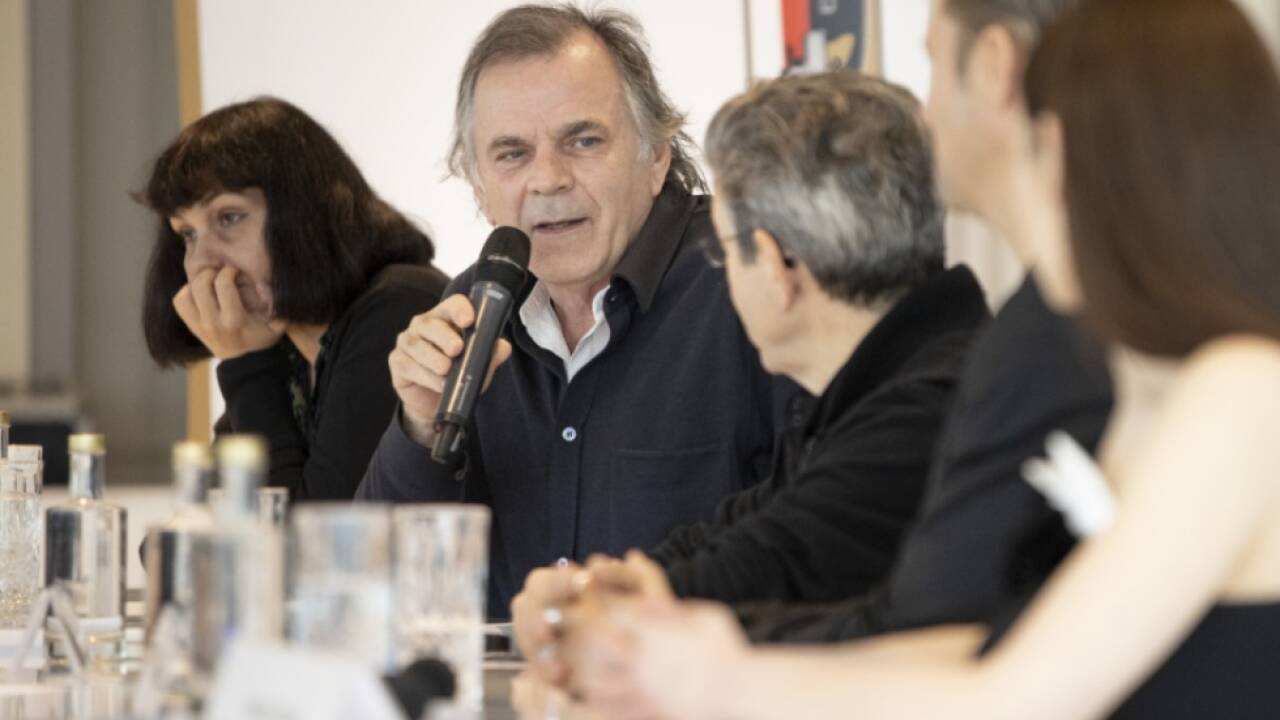 Nun soll Hinterhäuser zu Wort kommen  Nun soll Hinterhäuser zu Wort kommen