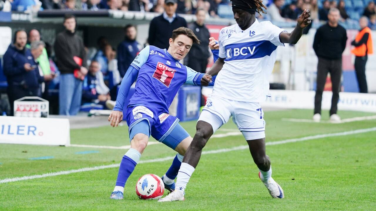 Gaoussou Diakité (l.) überzeugt in der Schweizer Liga.   Gaoussou Diakité (l.) überzeugt in der Schweizer Liga.