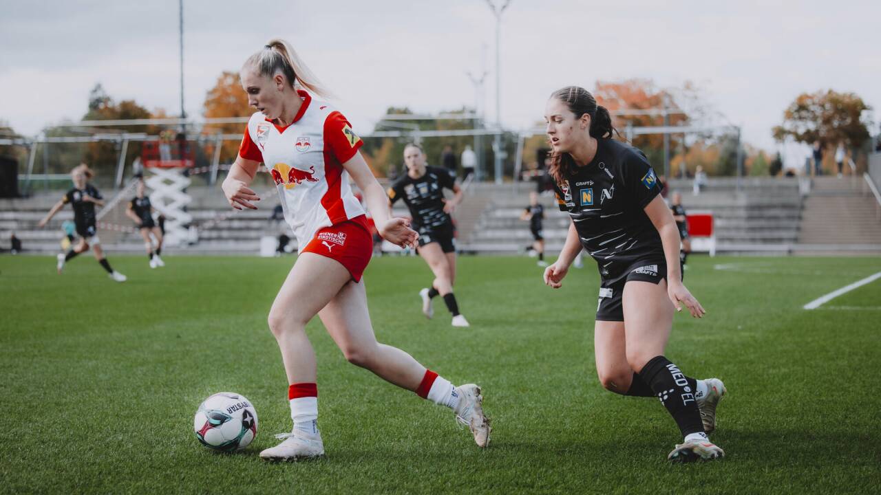 Salzburgs Emily Schimm beim 1:1 im Hinspiel.   Salzburgs Emily Schimm beim 1:1 im Hinspiel.