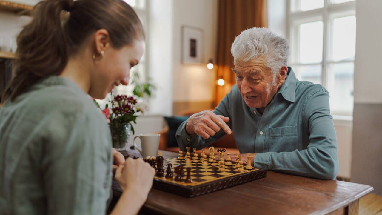 Viele Menschen erreichen ihre mentale Höchstleistung in den 50ern und 60ern.  